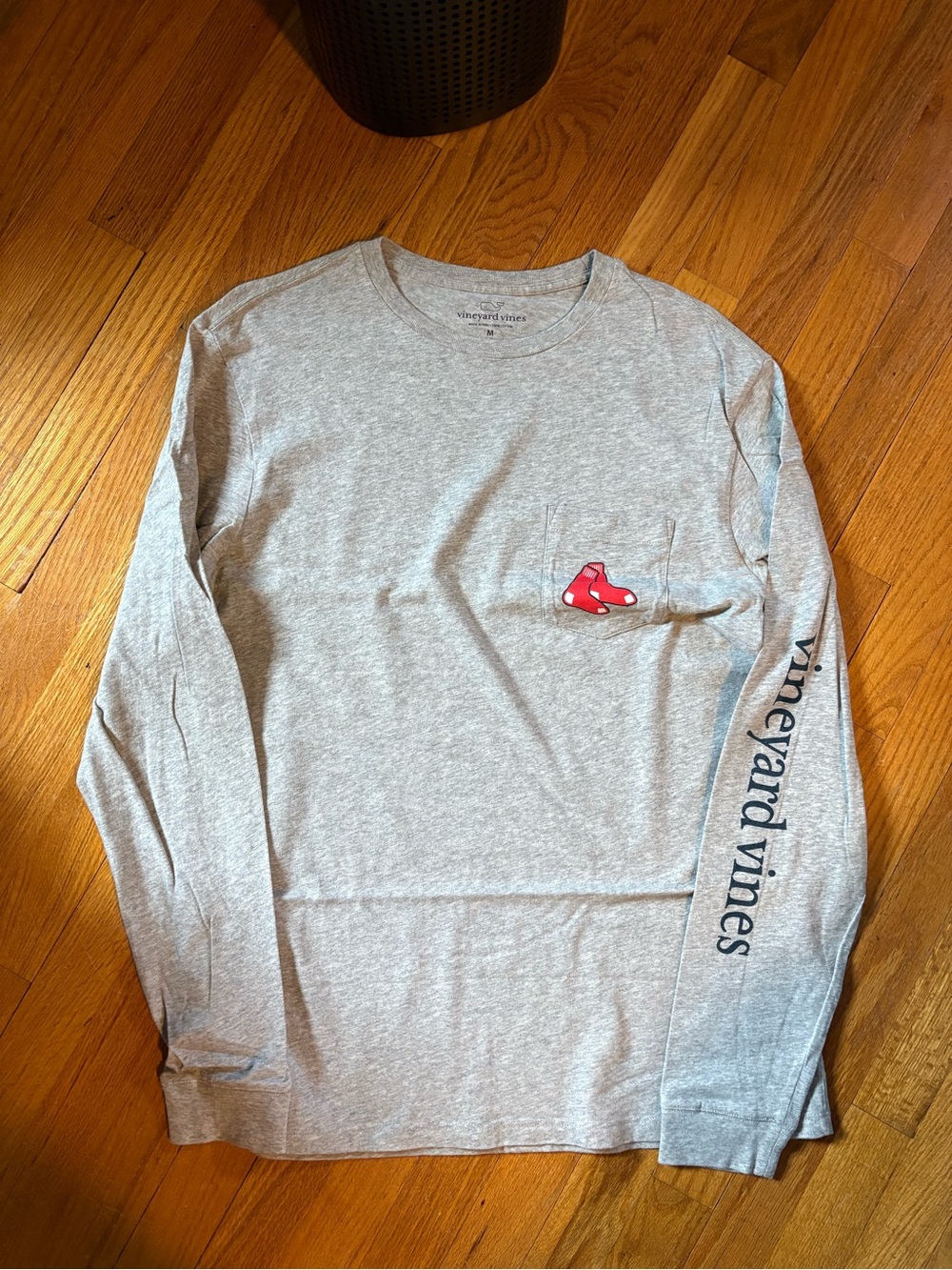 Vineyard Vines Red Sox World Series Gray Long-Sleeve Pocket Tee